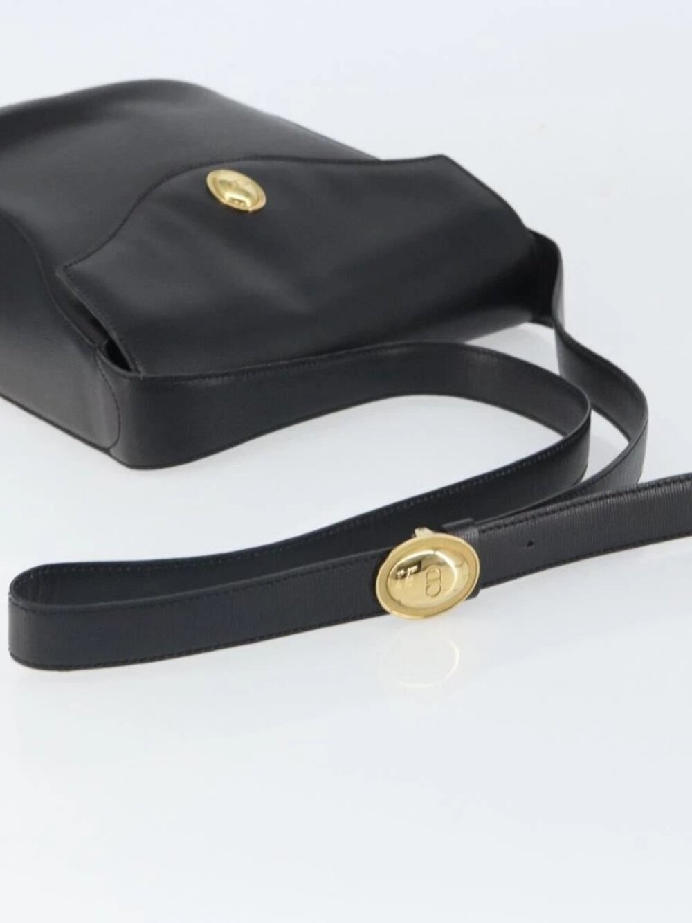 Christian Dior Shoulder Bag Leather Black Gold Auth 160970 - Picture 8 of 16